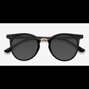 Round black sunglasses